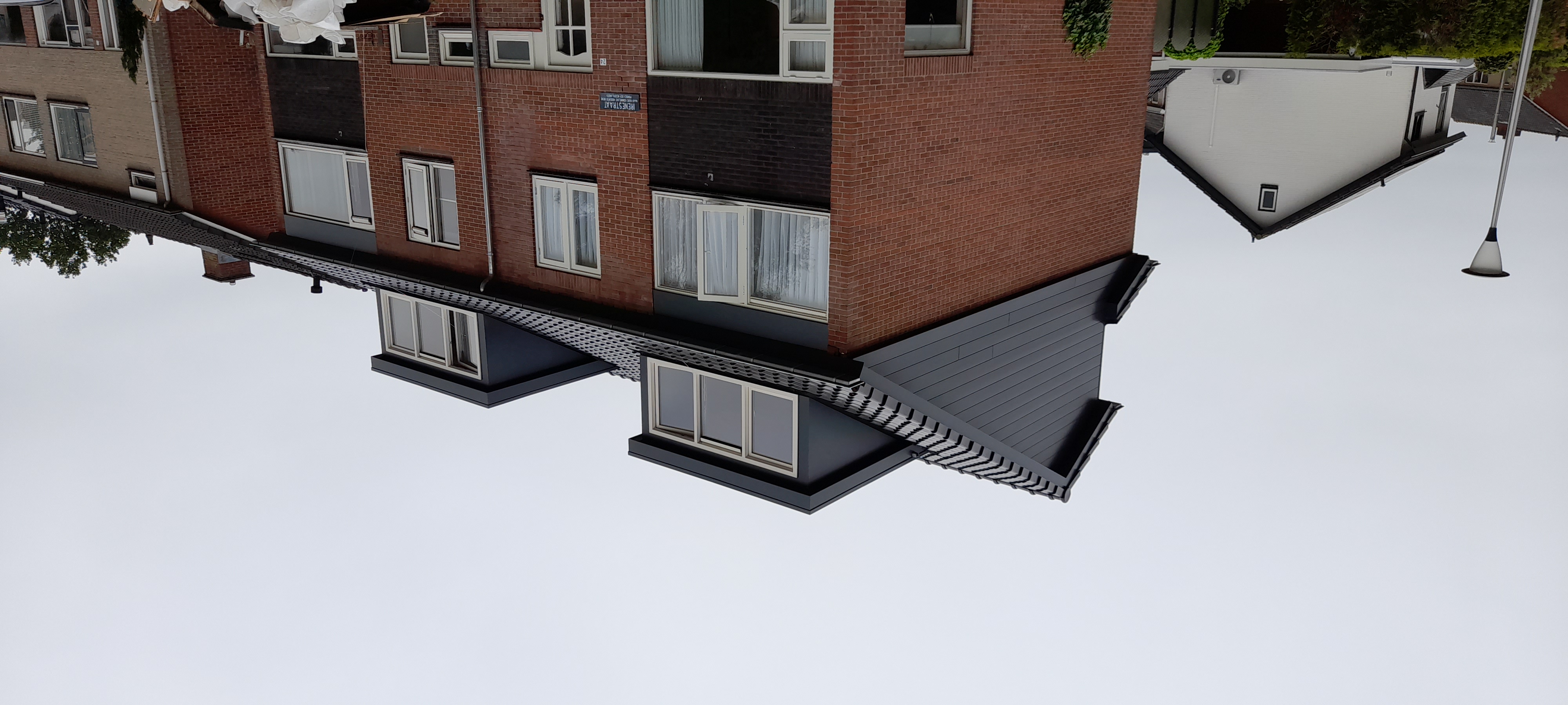 Restauratie en verduurzaming hellend dak en dakkapellen Rossum foto